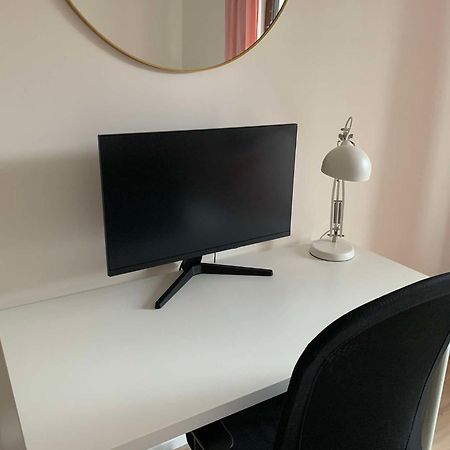 Apartament Nad Wisla Spacerem Do Centrum I Starego Miasta Warschau Buitenkant foto