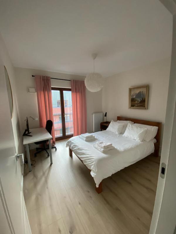 Apartament Nad Wisla Spacerem Do Centrum I Starego Miasta Warschau Buitenkant foto