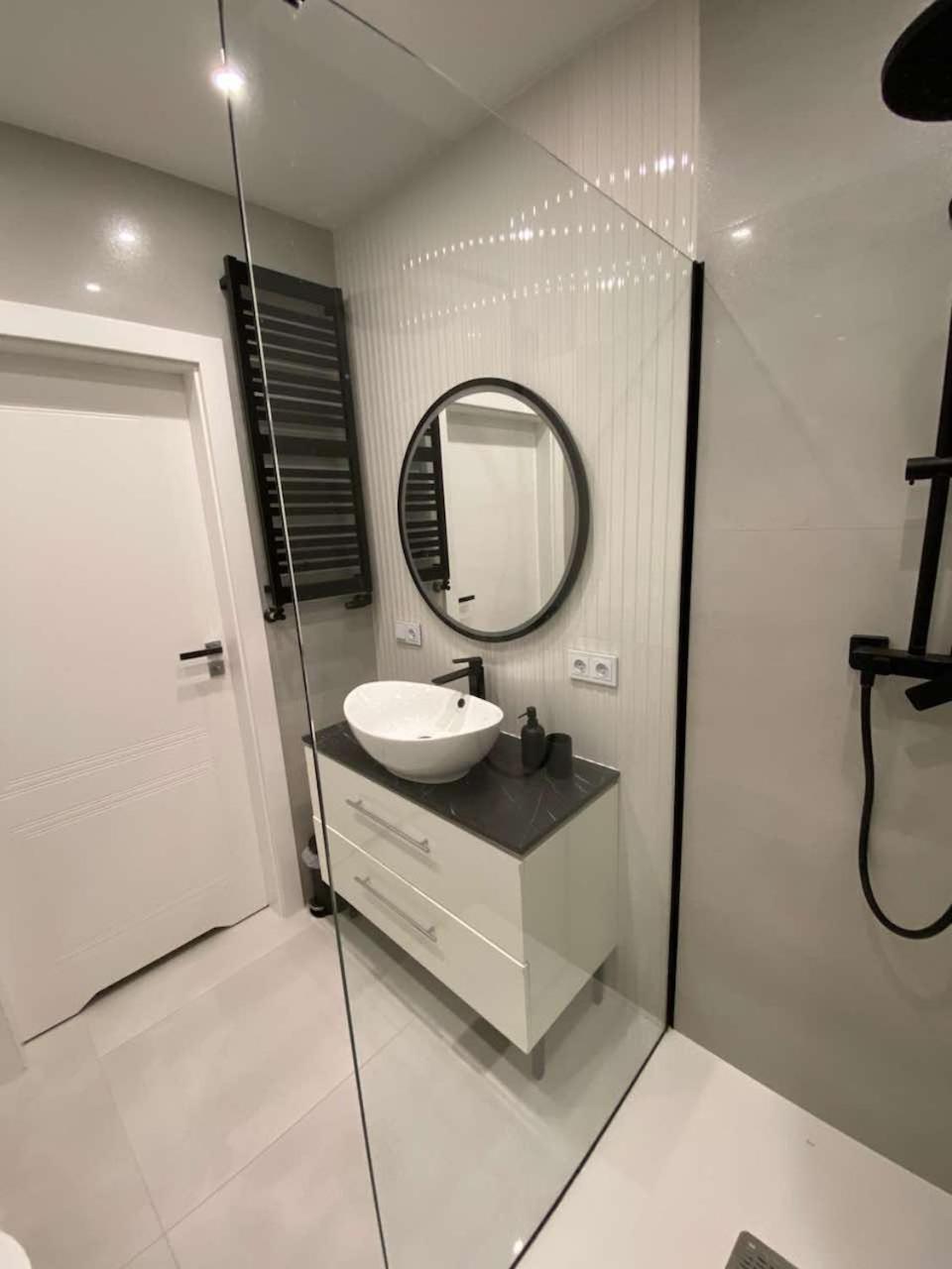Apartament Nad Wisla Spacerem Do Centrum I Starego Miasta Warschau Buitenkant foto