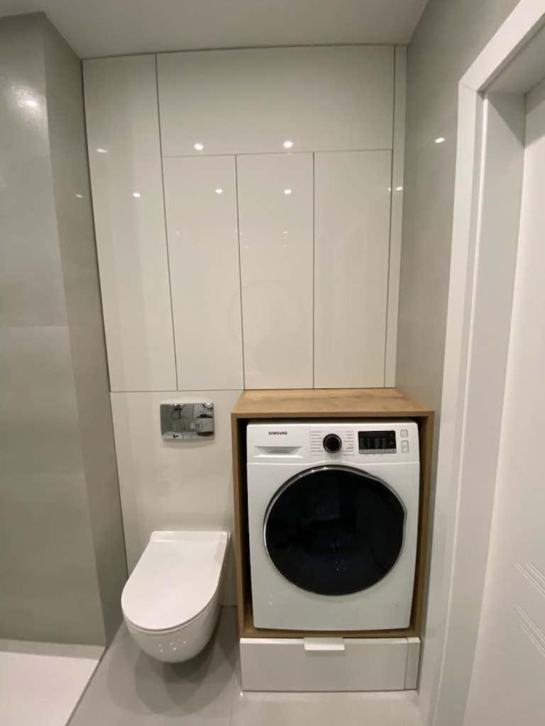 Apartament Nad Wisla Spacerem Do Centrum I Starego Miasta Warschau Buitenkant foto